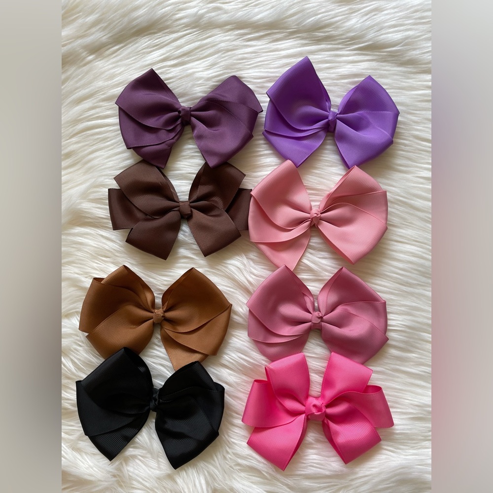 Large hair bow lot